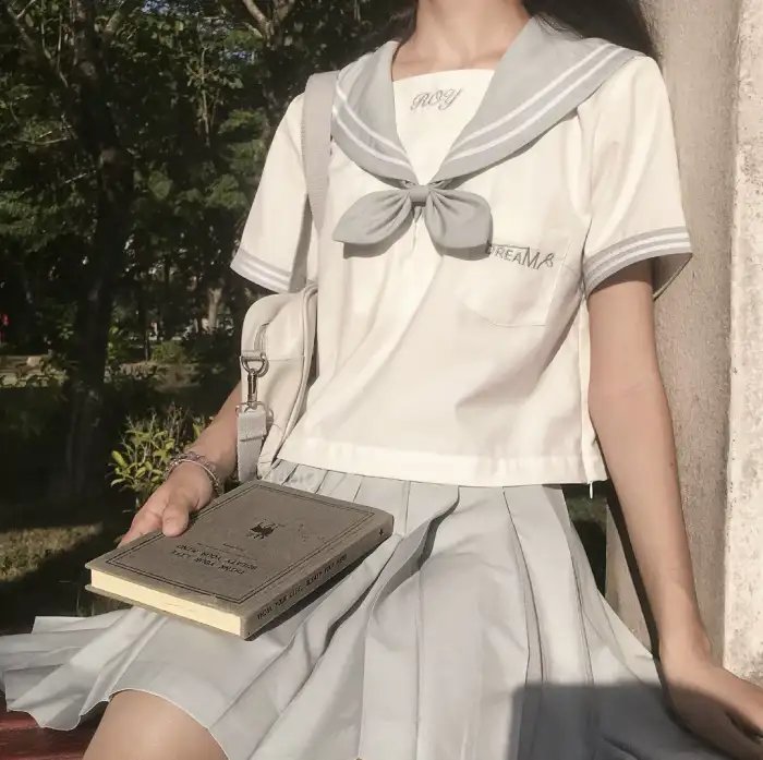 江城谜案